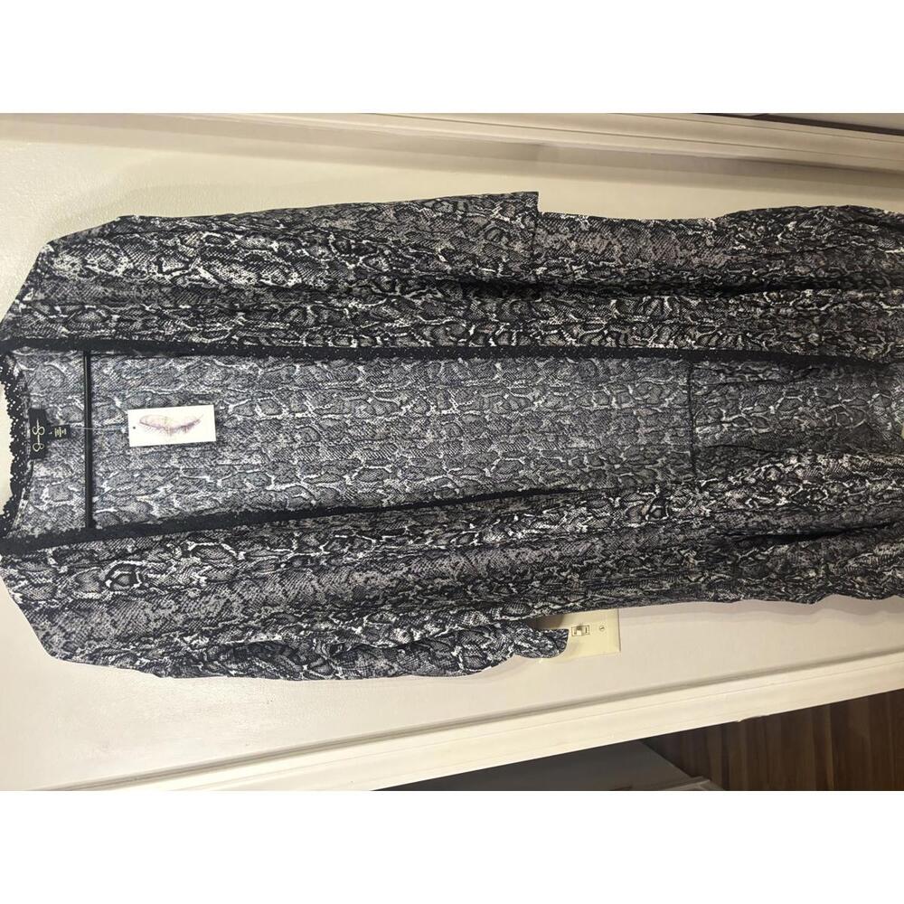 Jessica Simpson Women's Anaconda Print Kimono - Size L